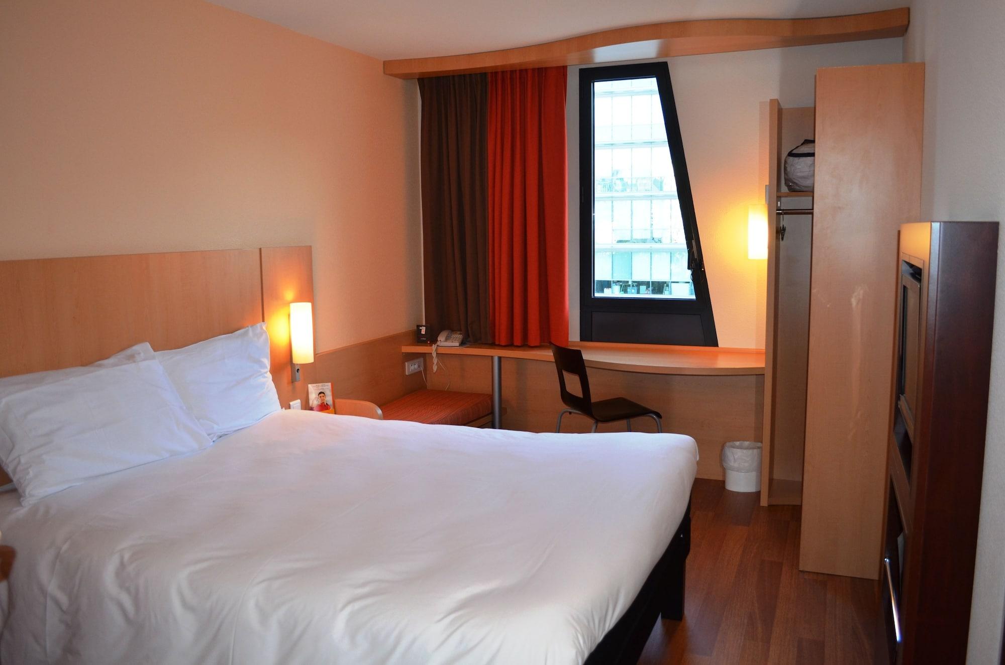 Ibis Marseille Centre Euromed Hotel Bagian luar foto